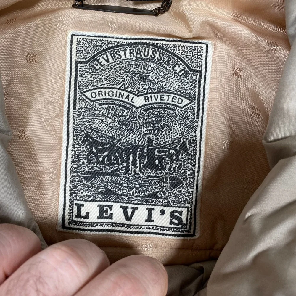 Levi's Vintage 80s Men's Winter Coat Size L‎ Beige Puffer Bomber